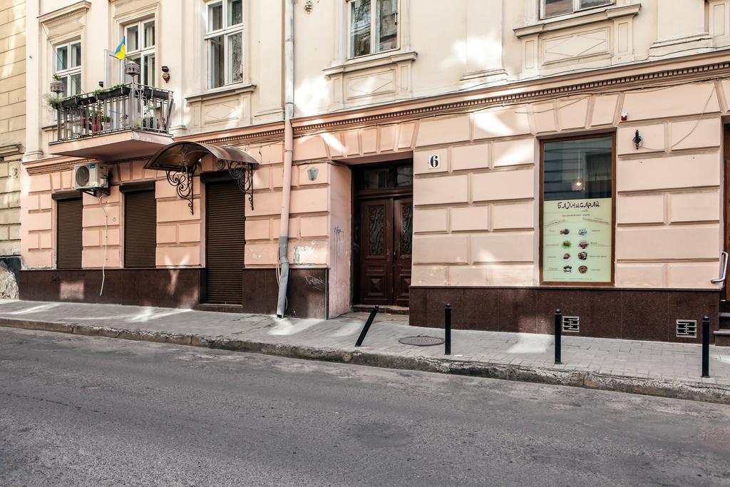 Modern 2Br Apartment In Central Lemberg Exterior foto
