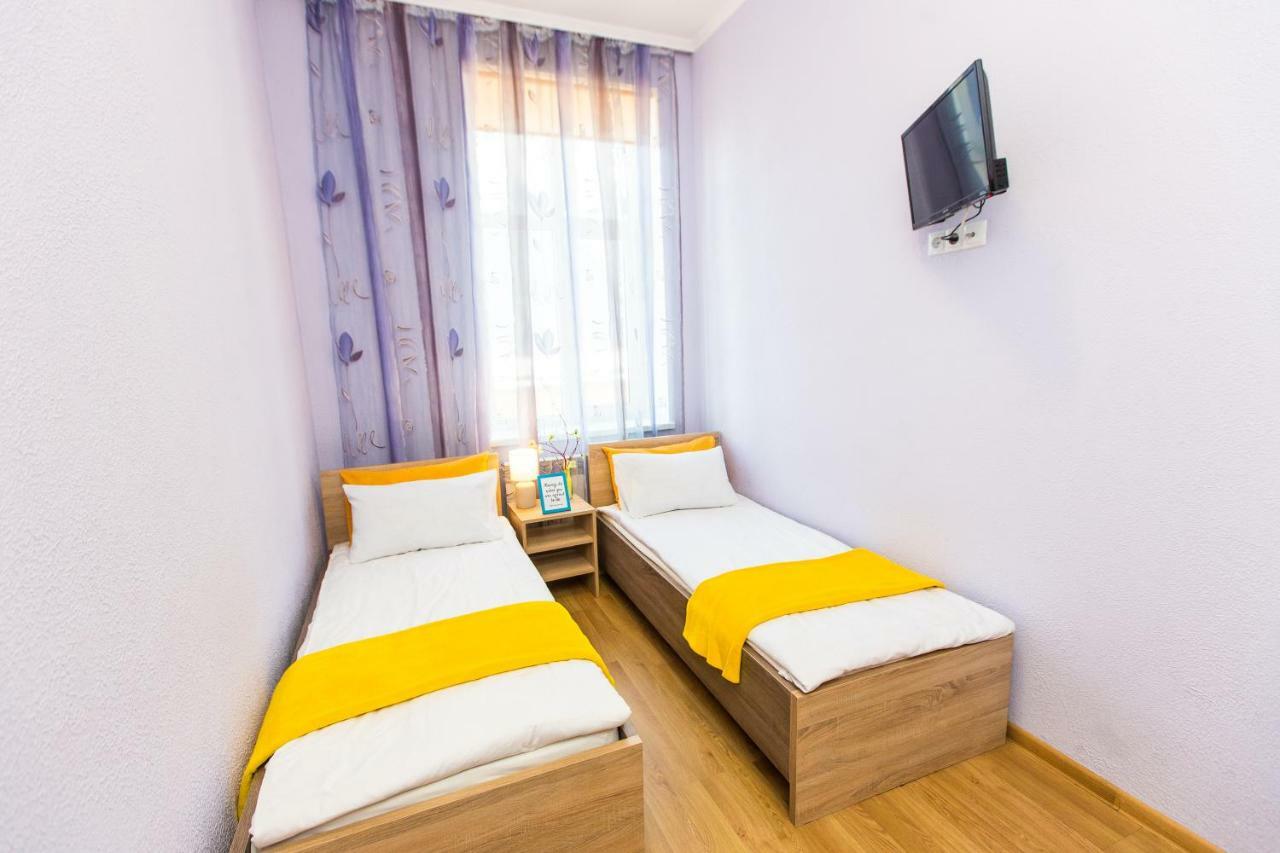 Modern 2Br Apartment In Central Lemberg Exterior foto