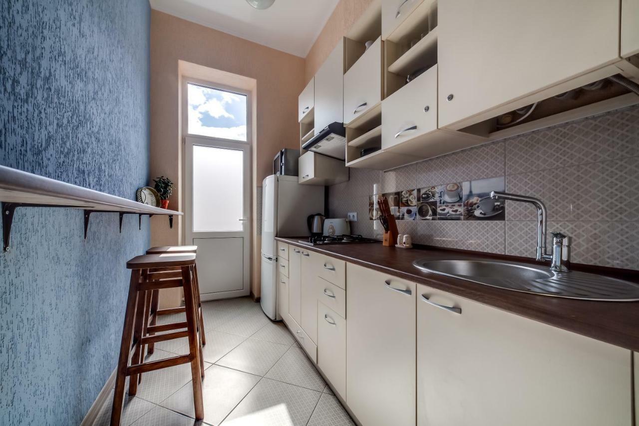 Modern 2Br Apartment In Central Lemberg Exterior foto